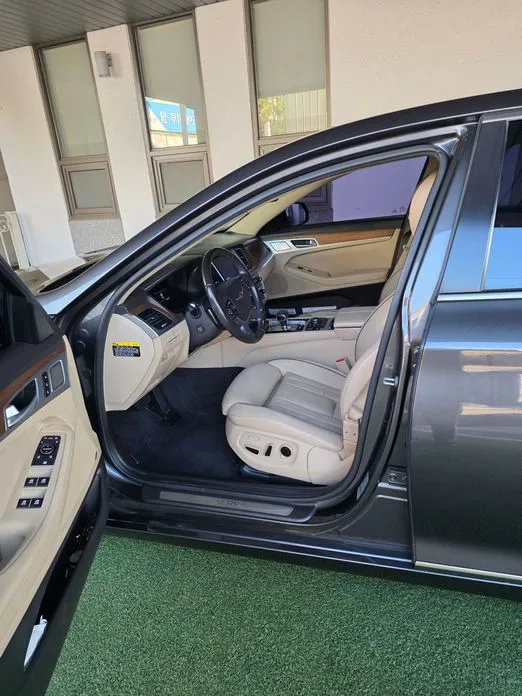 Genesis G80
