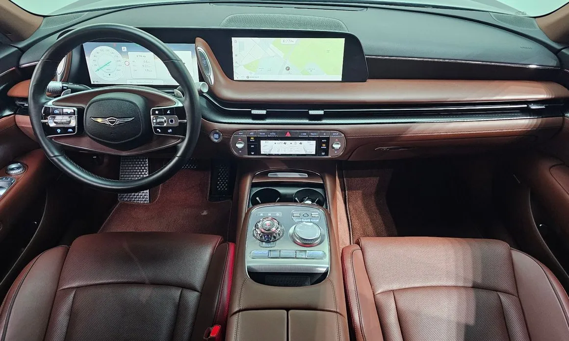 Genesis G90
