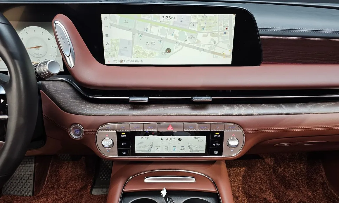 Genesis G90