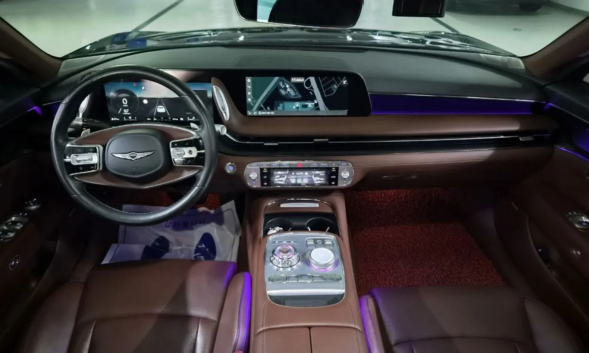 Genesis G90