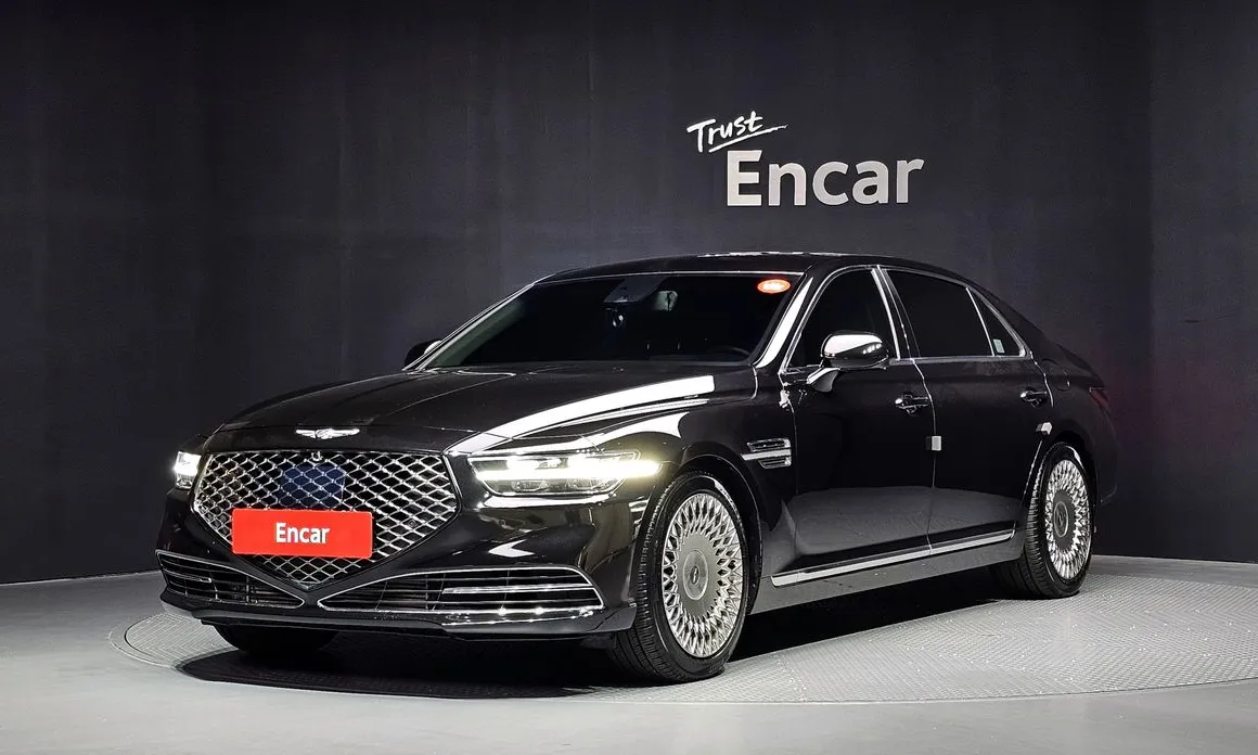 Genesis G90
