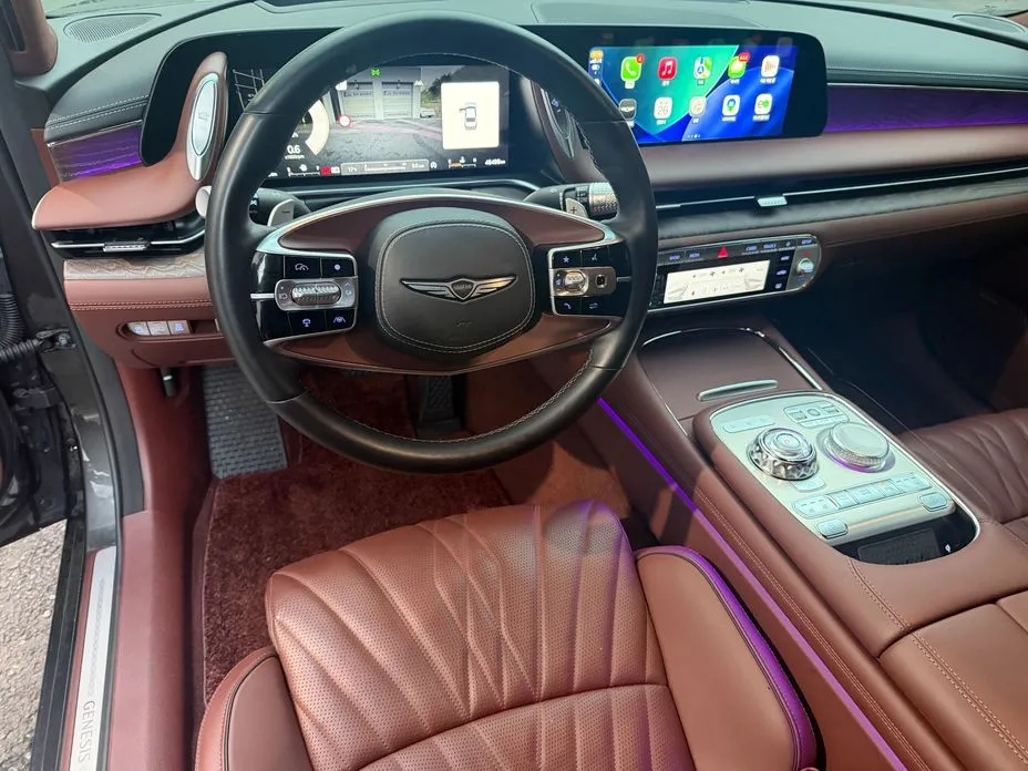 Genesis G90