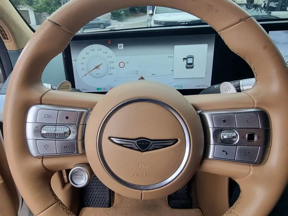 Genesis GV60