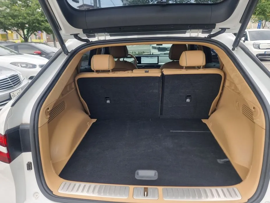 Genesis GV60