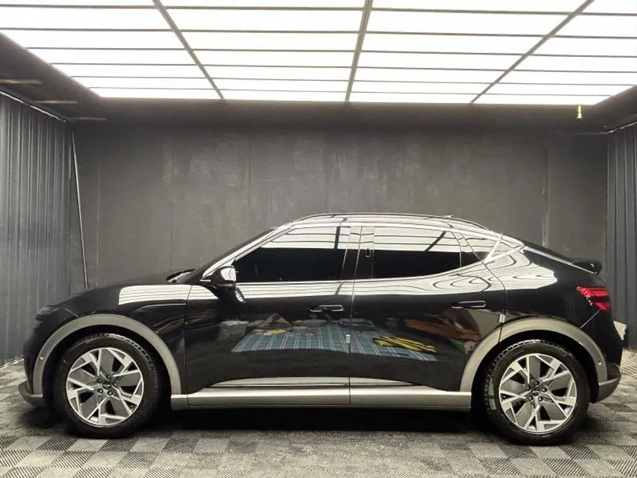 Genesis GV60