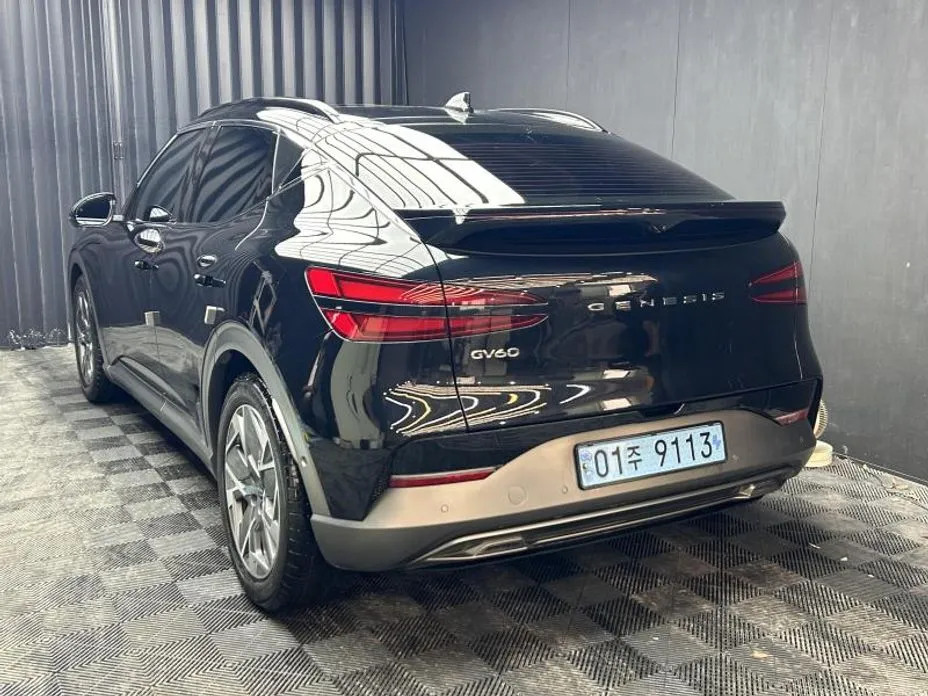 Genesis GV60