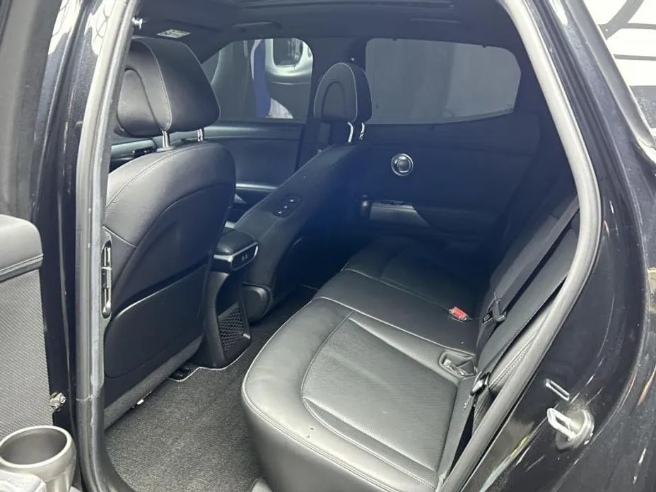 Genesis GV60
