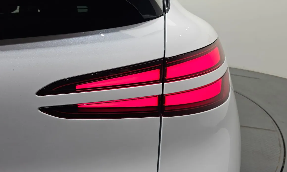 Genesis GV60