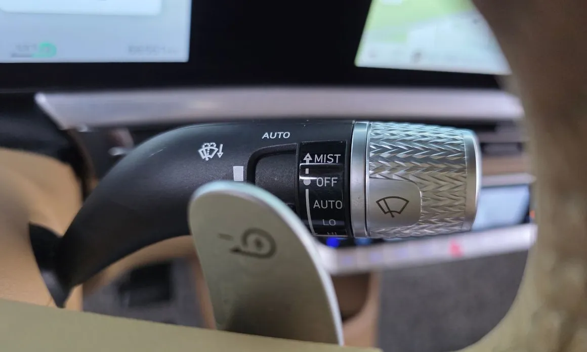 Genesis GV60