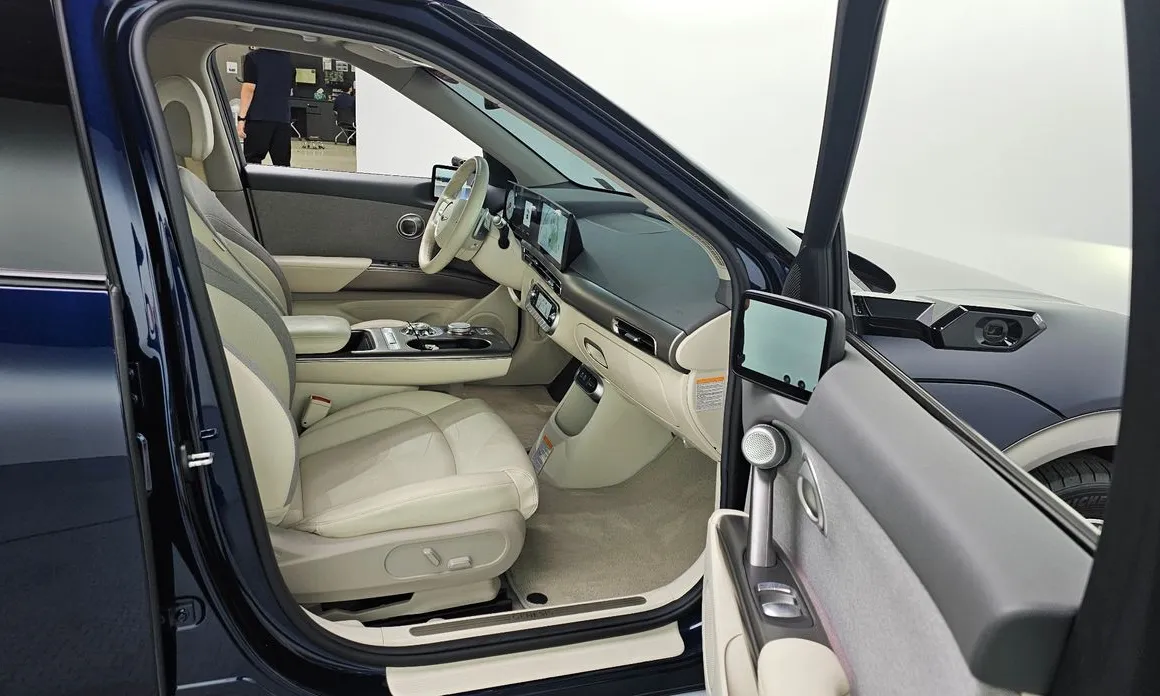 Genesis GV60