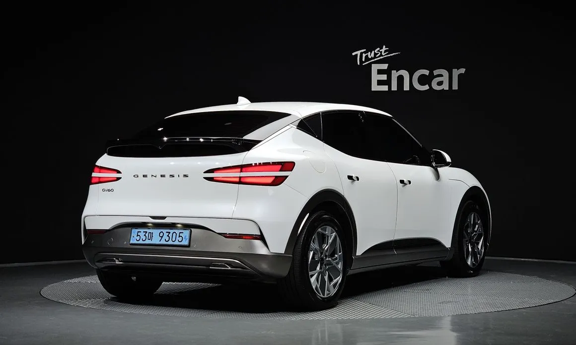 Genesis GV60