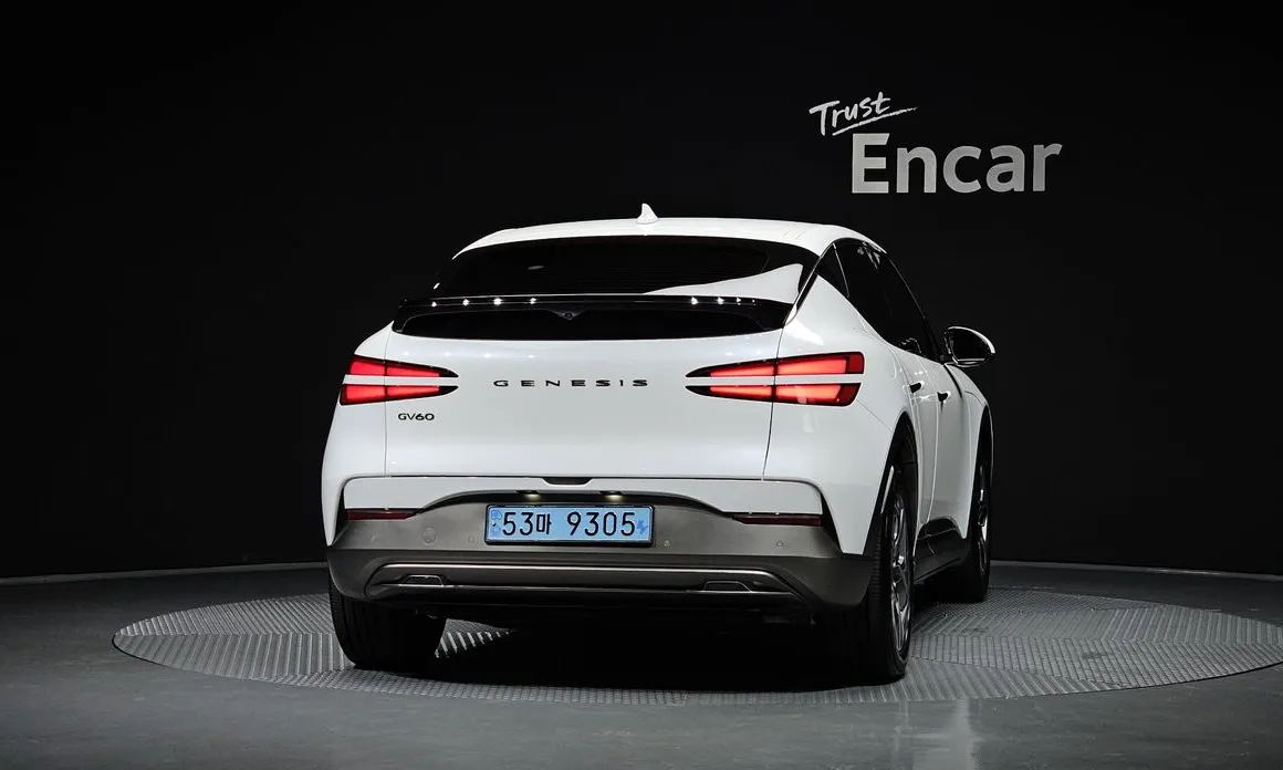 Genesis GV60