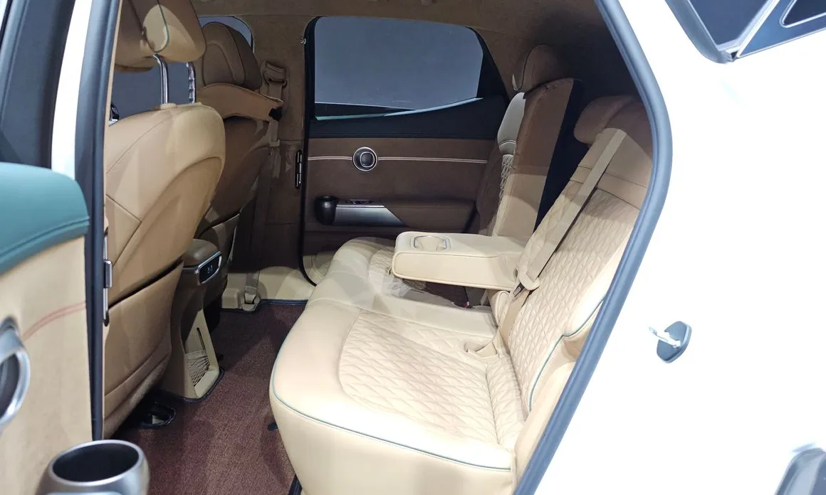 Genesis GV60