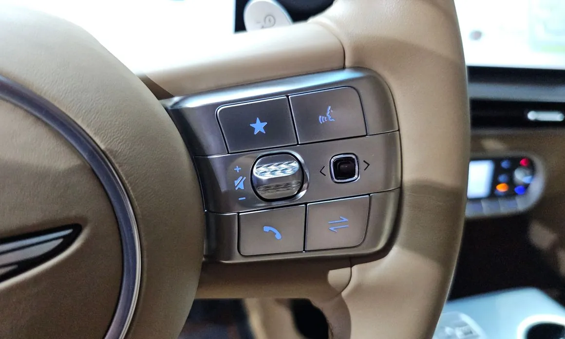 Genesis GV60