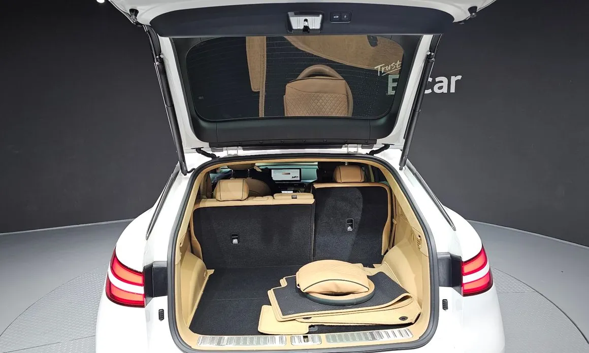 Genesis GV60