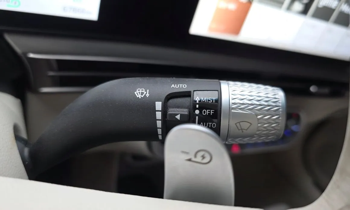 Genesis GV60