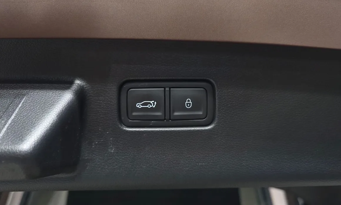 Genesis GV60