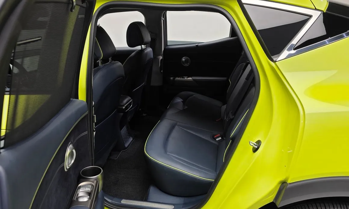 Genesis GV60