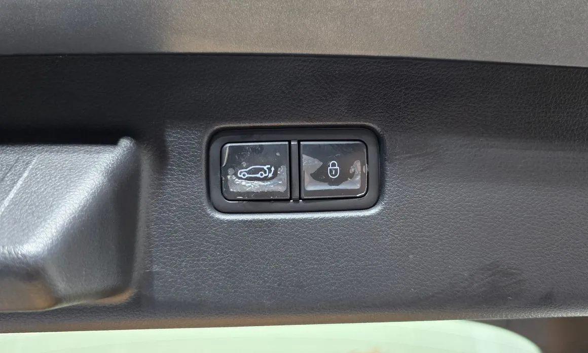 Genesis GV60