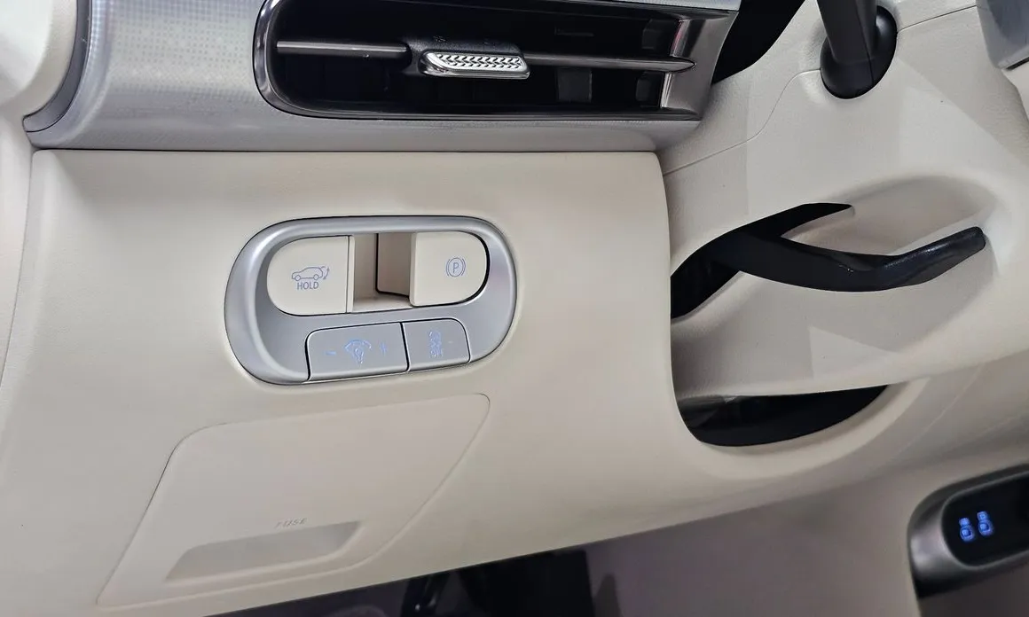Genesis GV60