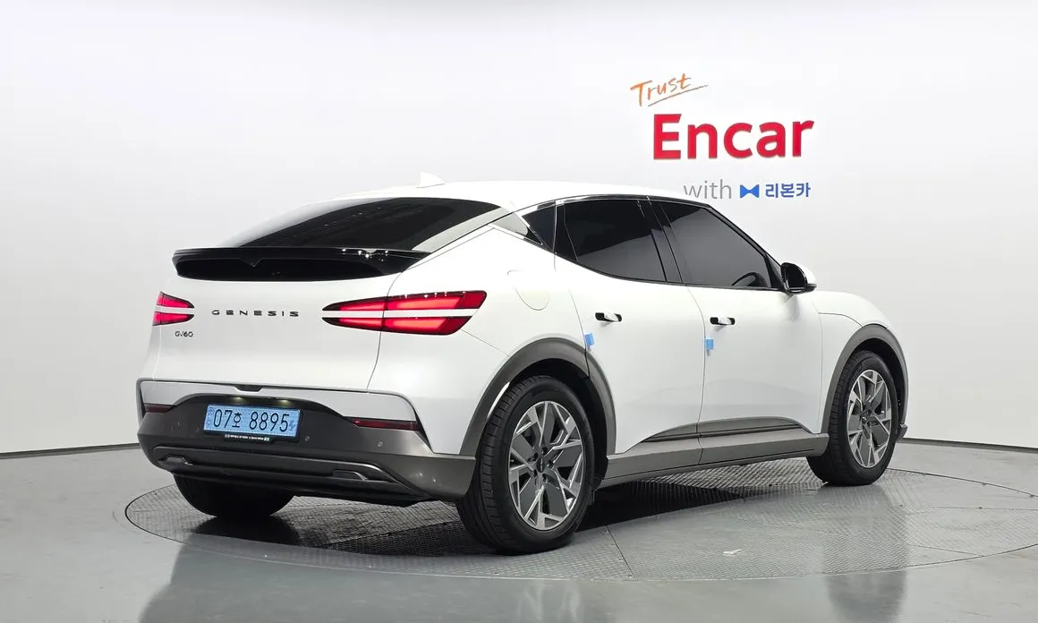 Genesis GV60
