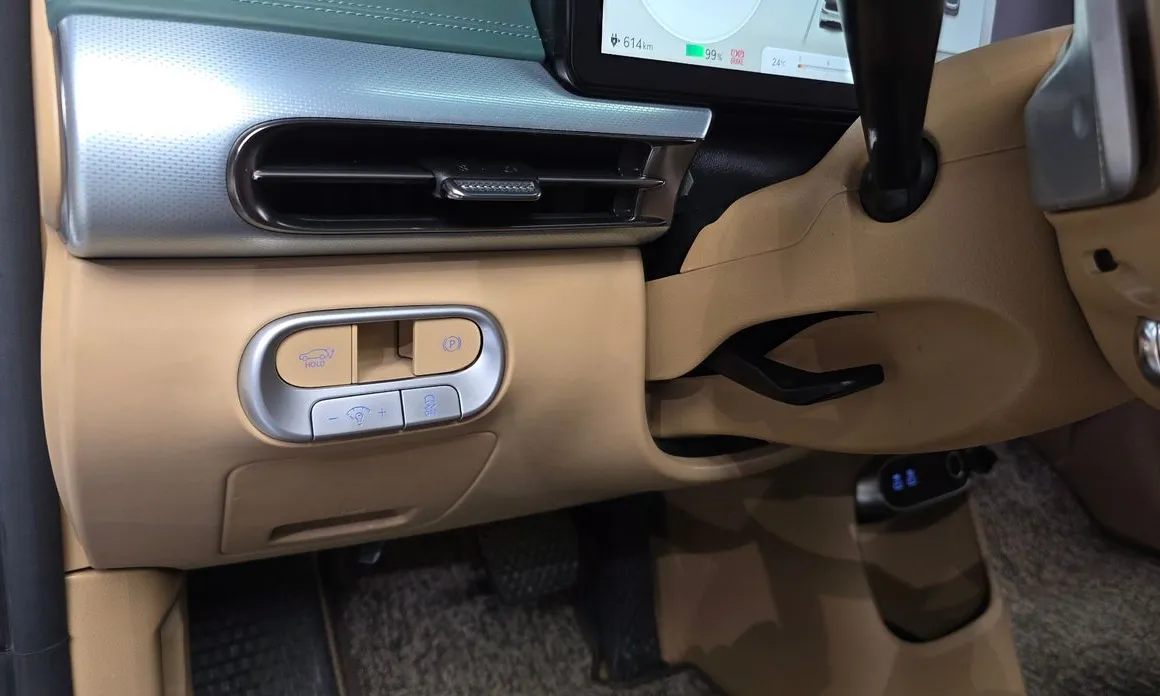 Genesis GV60