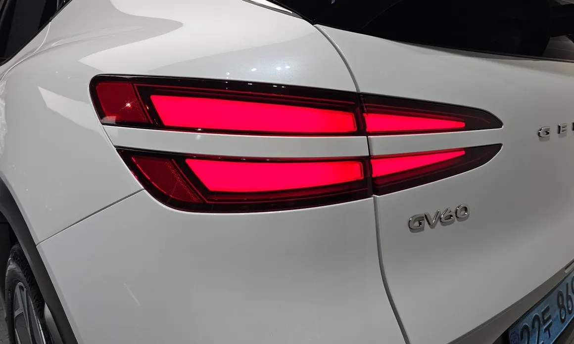 Genesis GV60