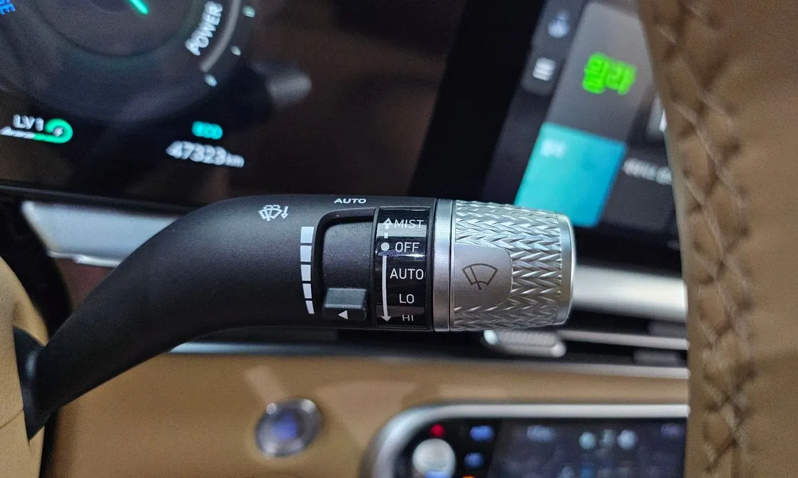 Genesis GV60