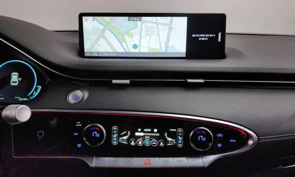 Genesis GV70