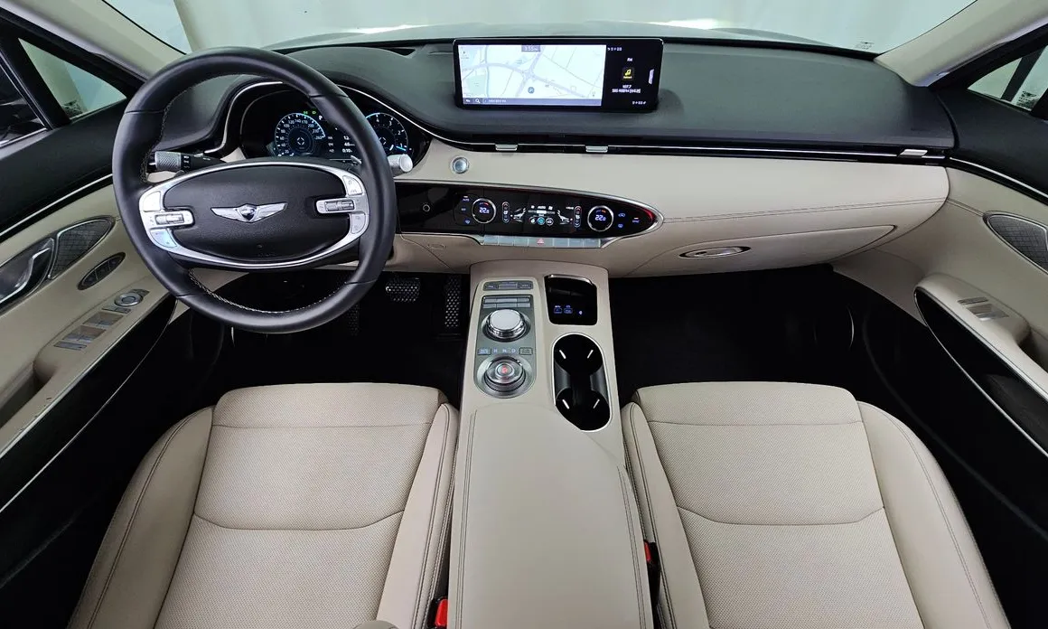 Genesis GV70