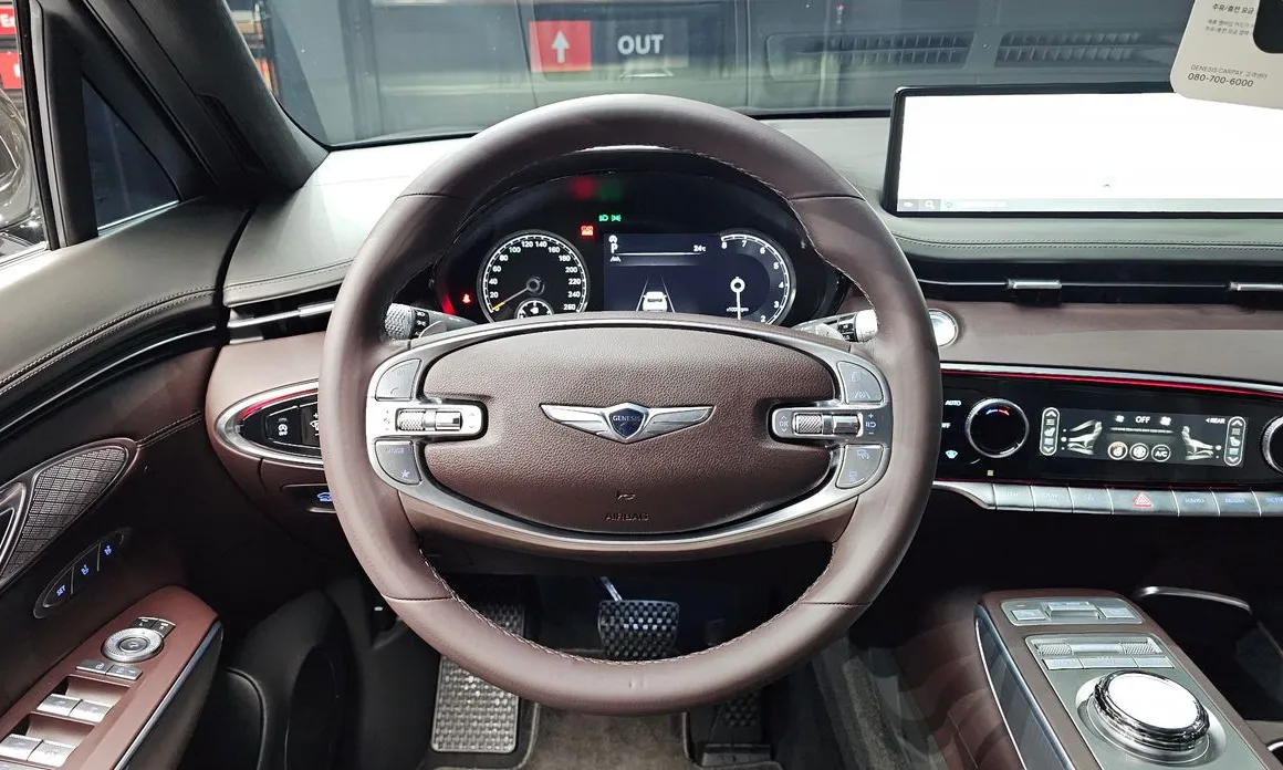 Genesis GV70
