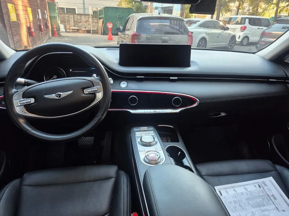 Genesis GV70