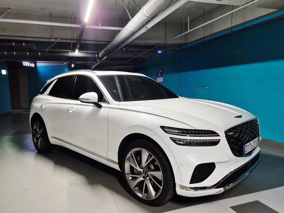 Genesis GV70