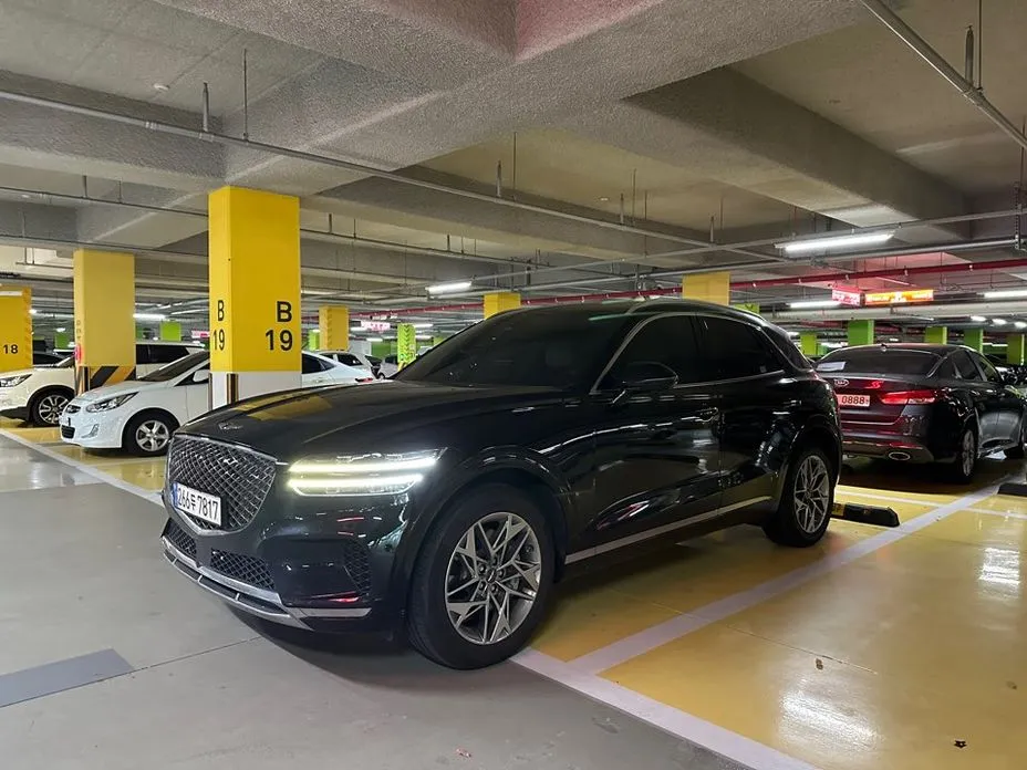 Genesis GV70