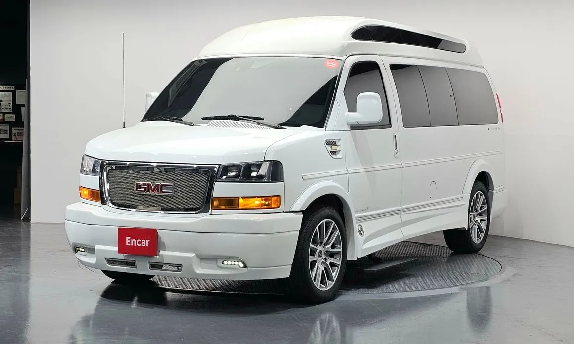 GMC Savana