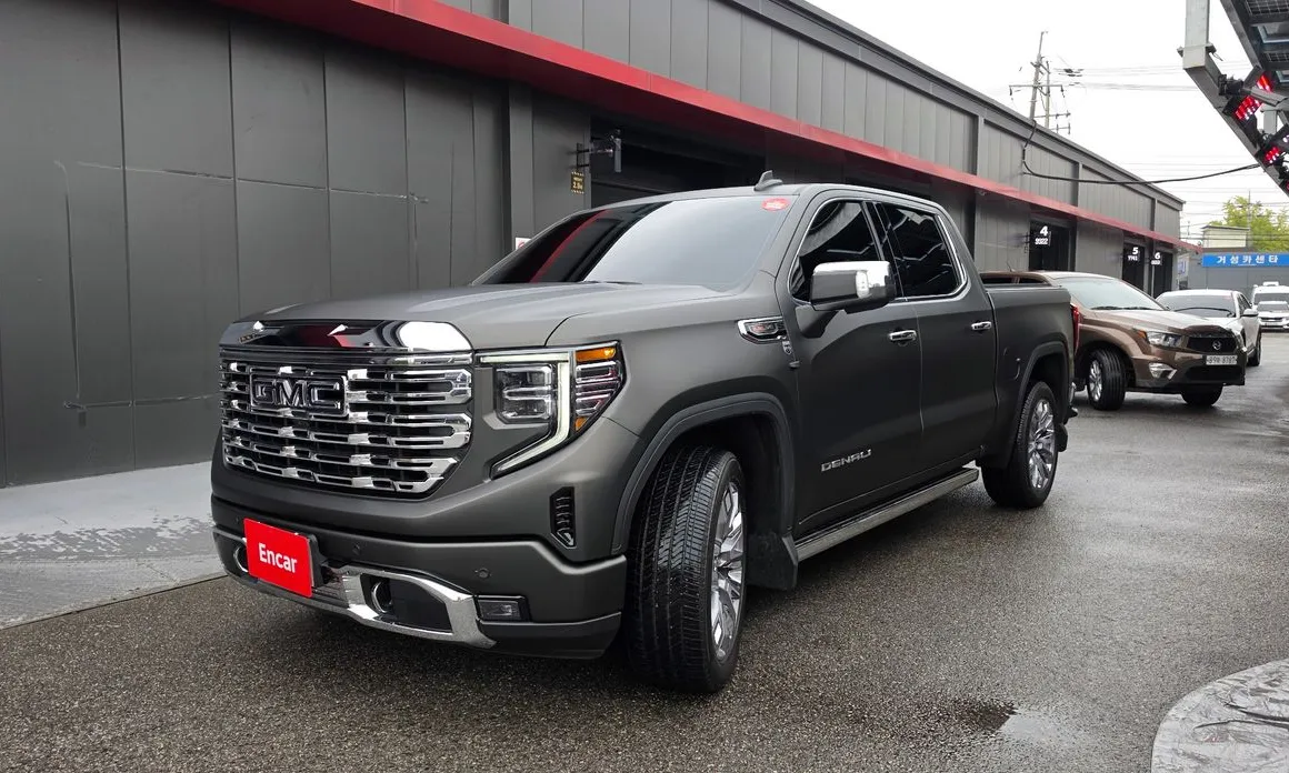 GMC Sierra