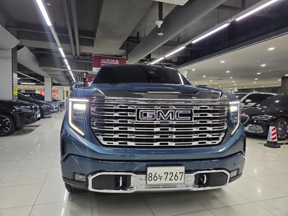 GMC Sierra