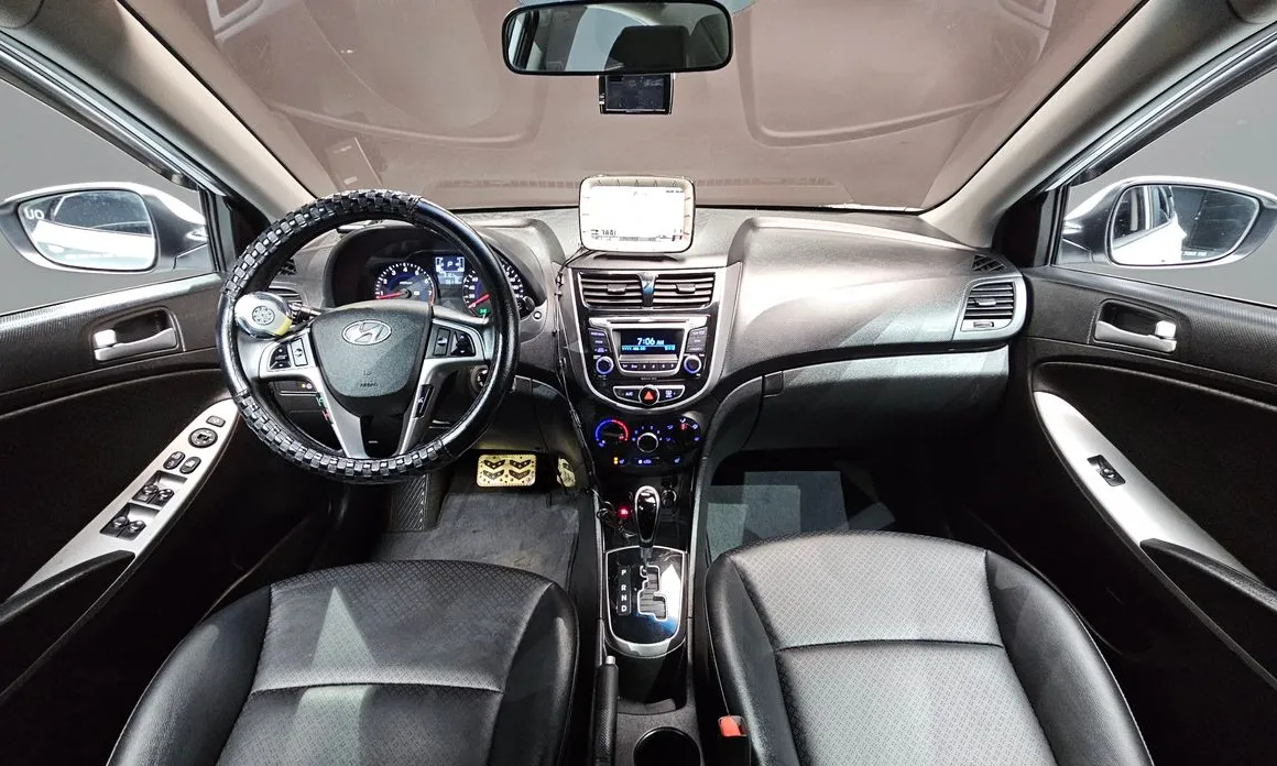 Hyundai Accent
