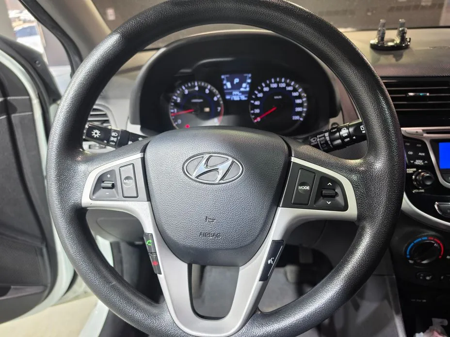 Hyundai Accent