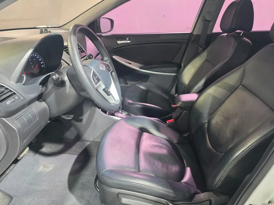 Hyundai Accent
