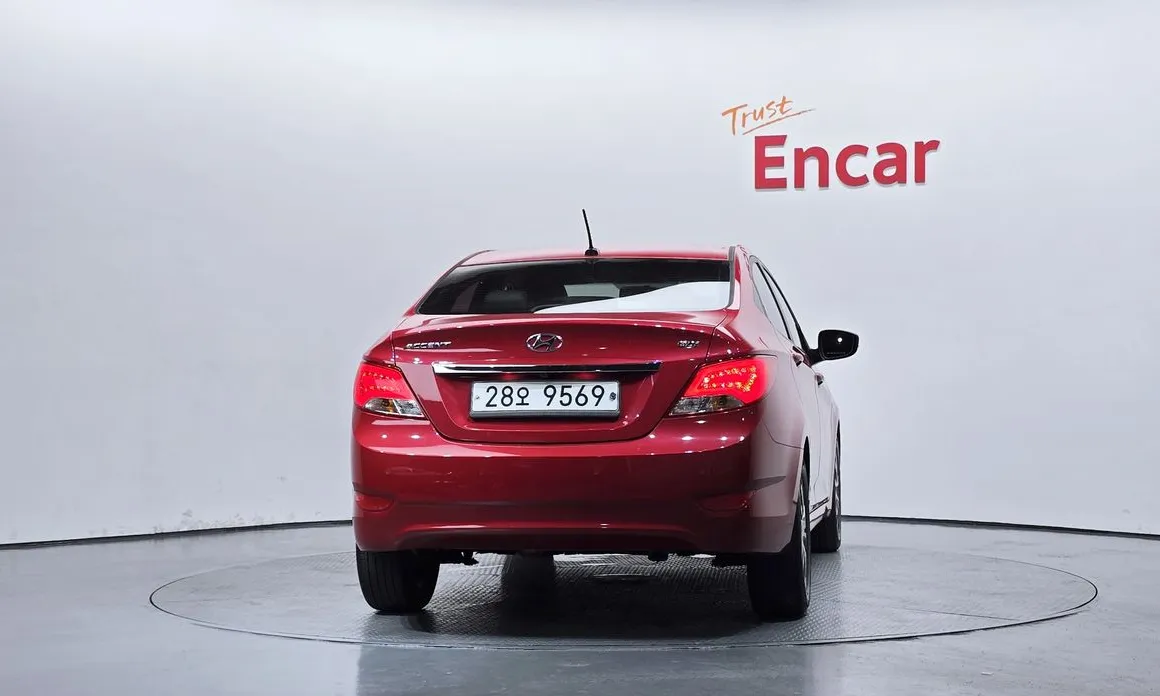 Hyundai Accent