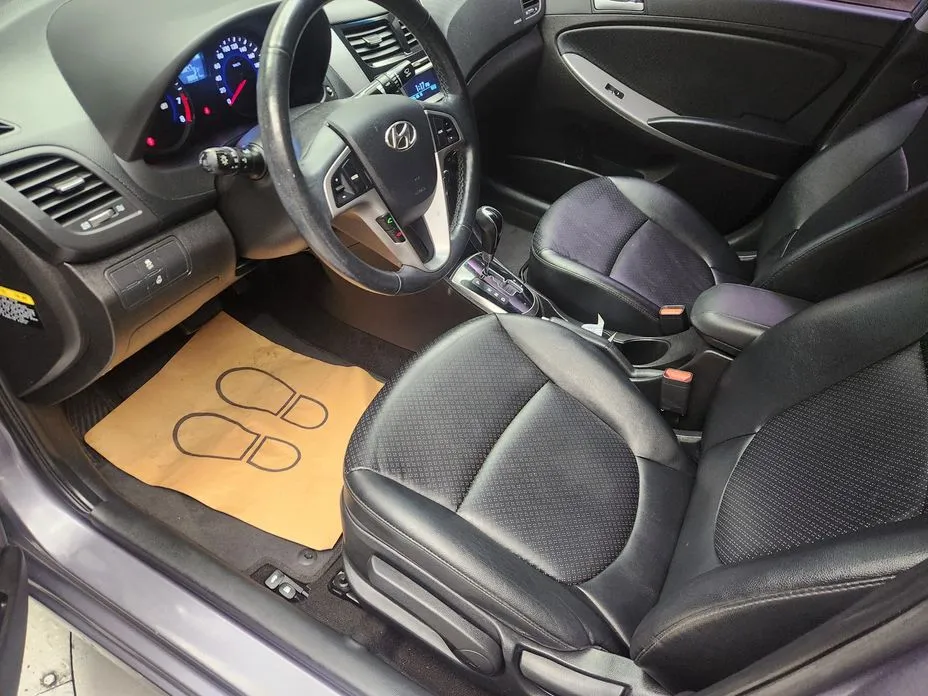 Hyundai Accent