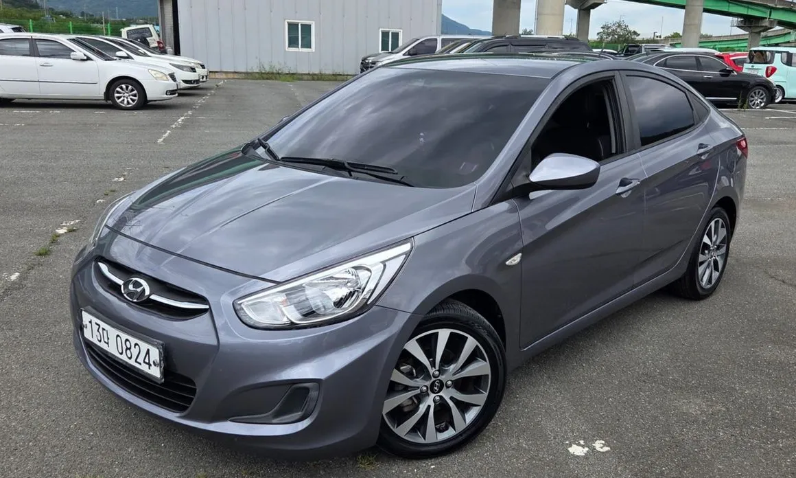 Hyundai Accent