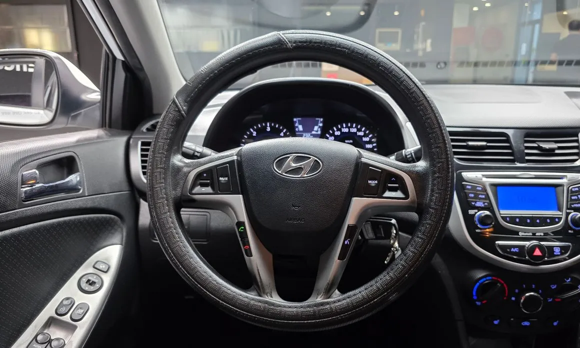 Hyundai Accent