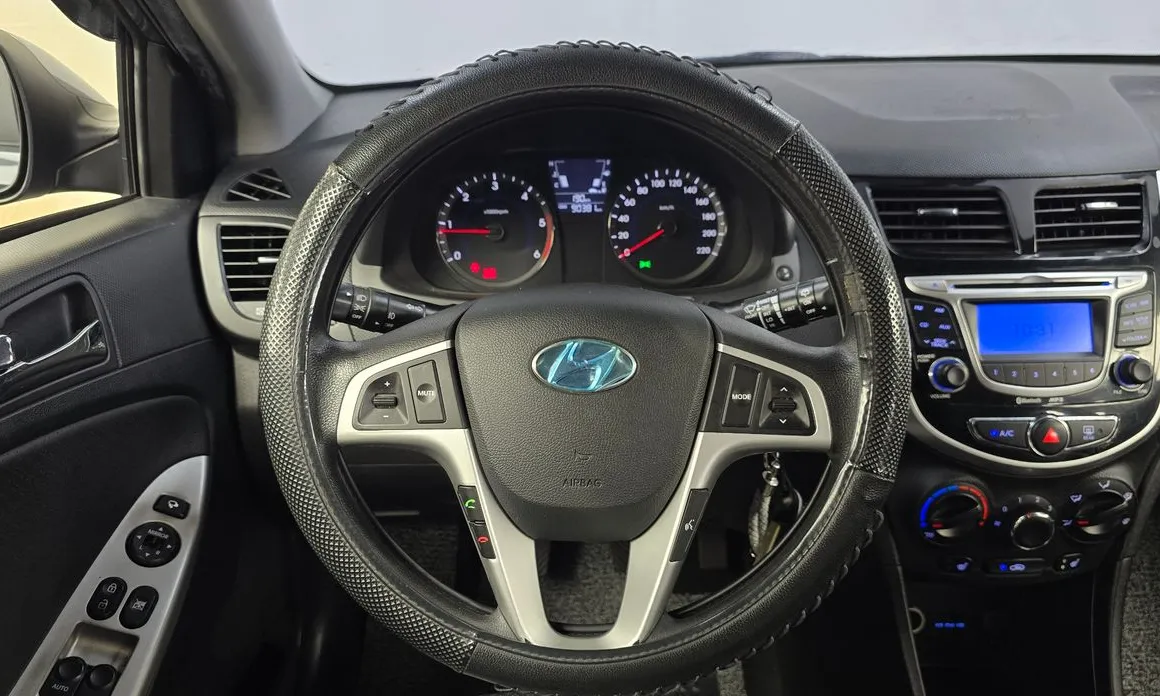 Hyundai Accent
