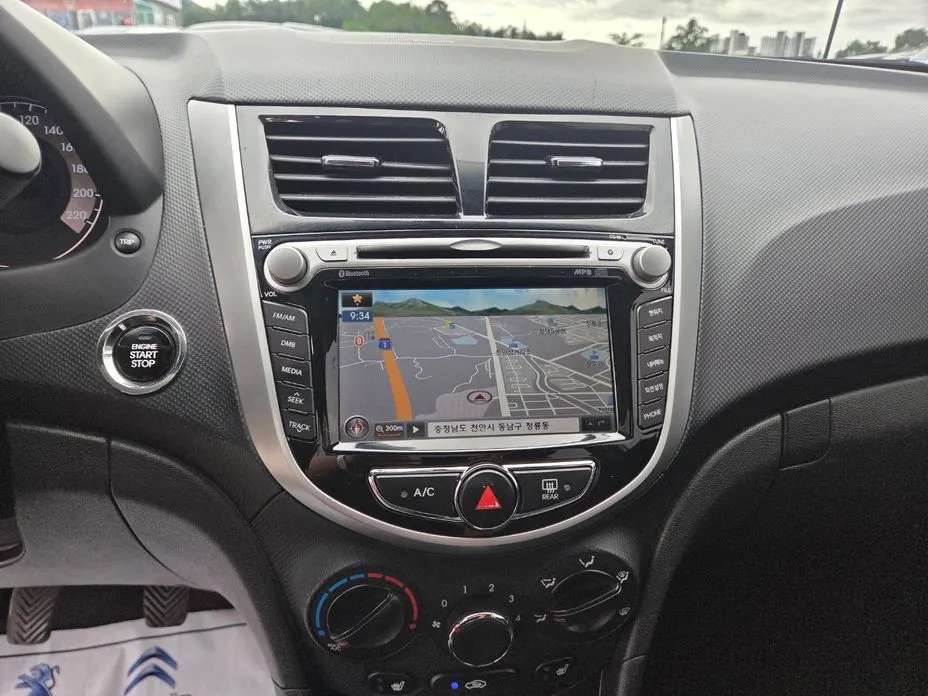 Hyundai Accent