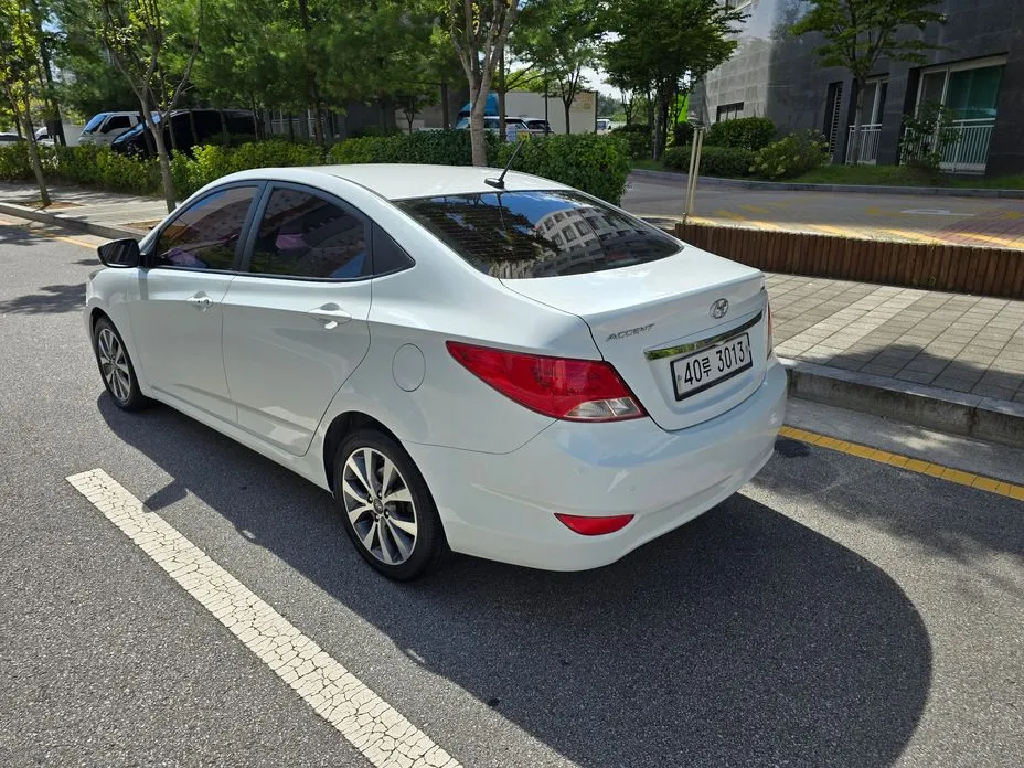 Hyundai Accent
