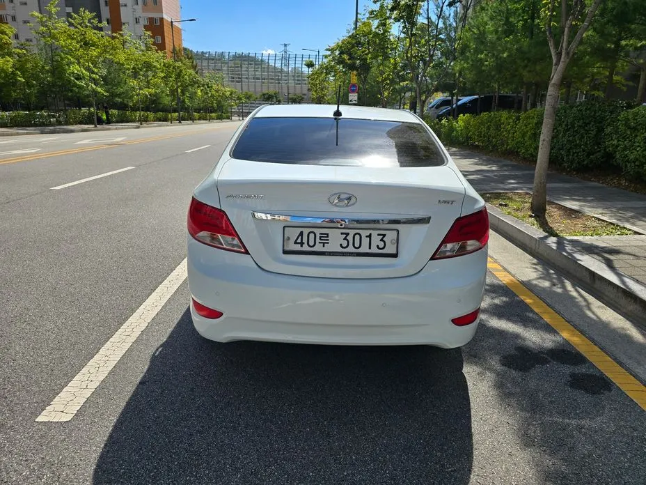 Hyundai Accent