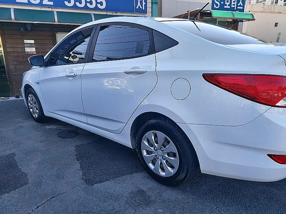 Hyundai Accent