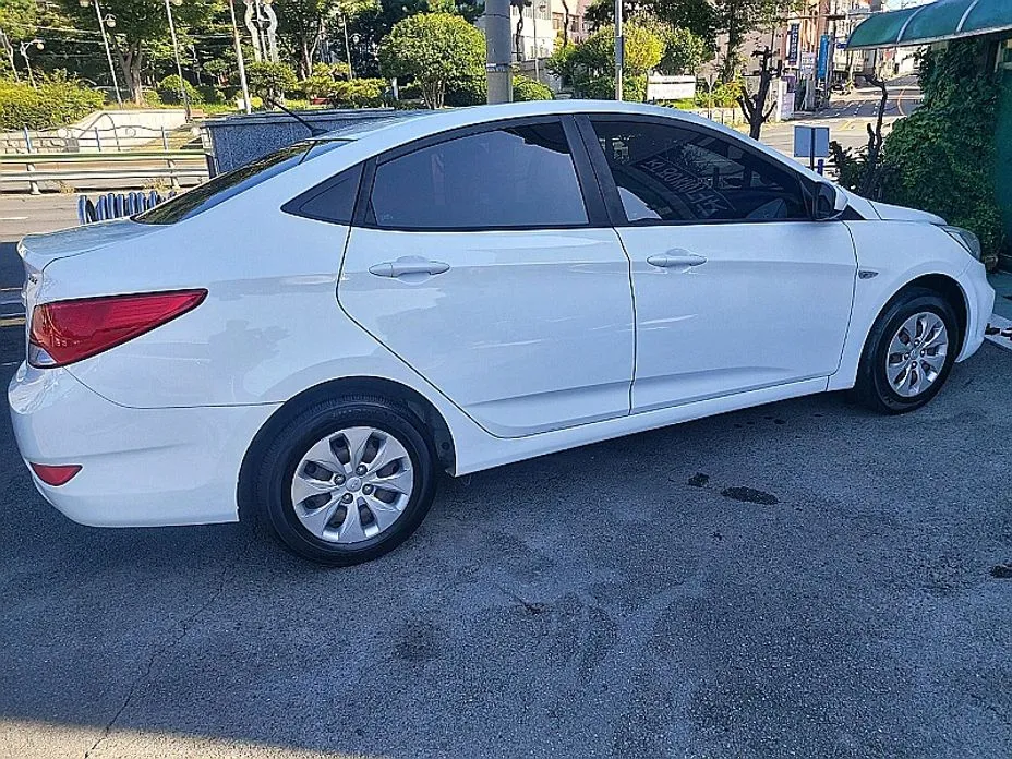 Hyundai Accent